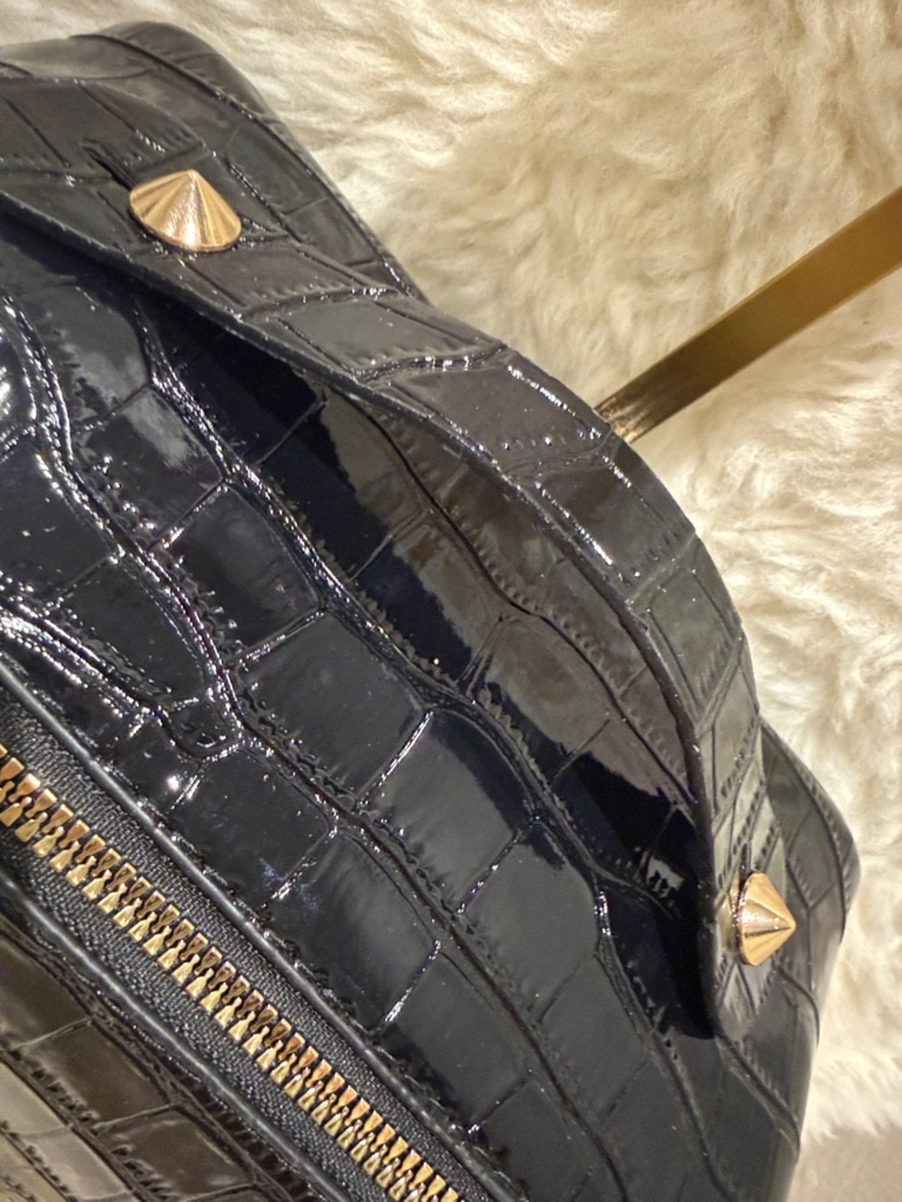 PRIVATA Black Croc-Embossed Patent Makeup Case - Picture 3 of 3